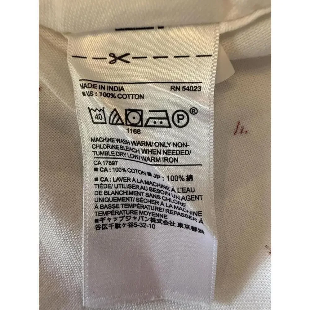 Banana Republic brand banana